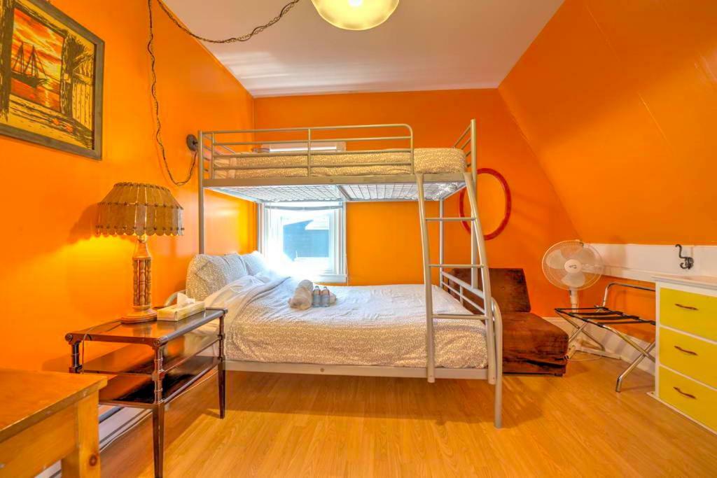 Hi Backpacker's Hostel